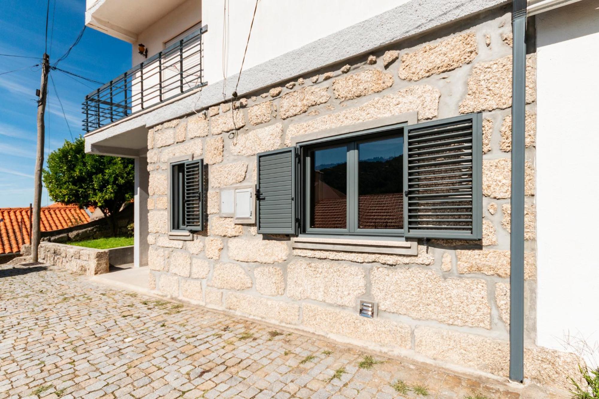 Casa Dos Mouros - 2 Quartos E Cozinha - Serra Da Estrela - Apartamento Loriga